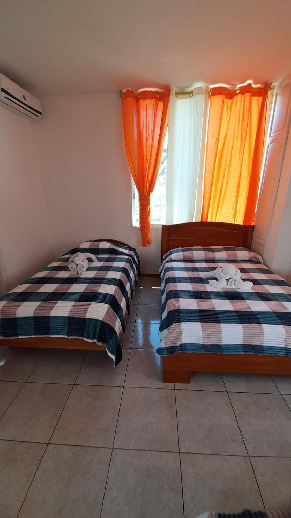 El Paraiso Puerto Ayora  Chambre photo
